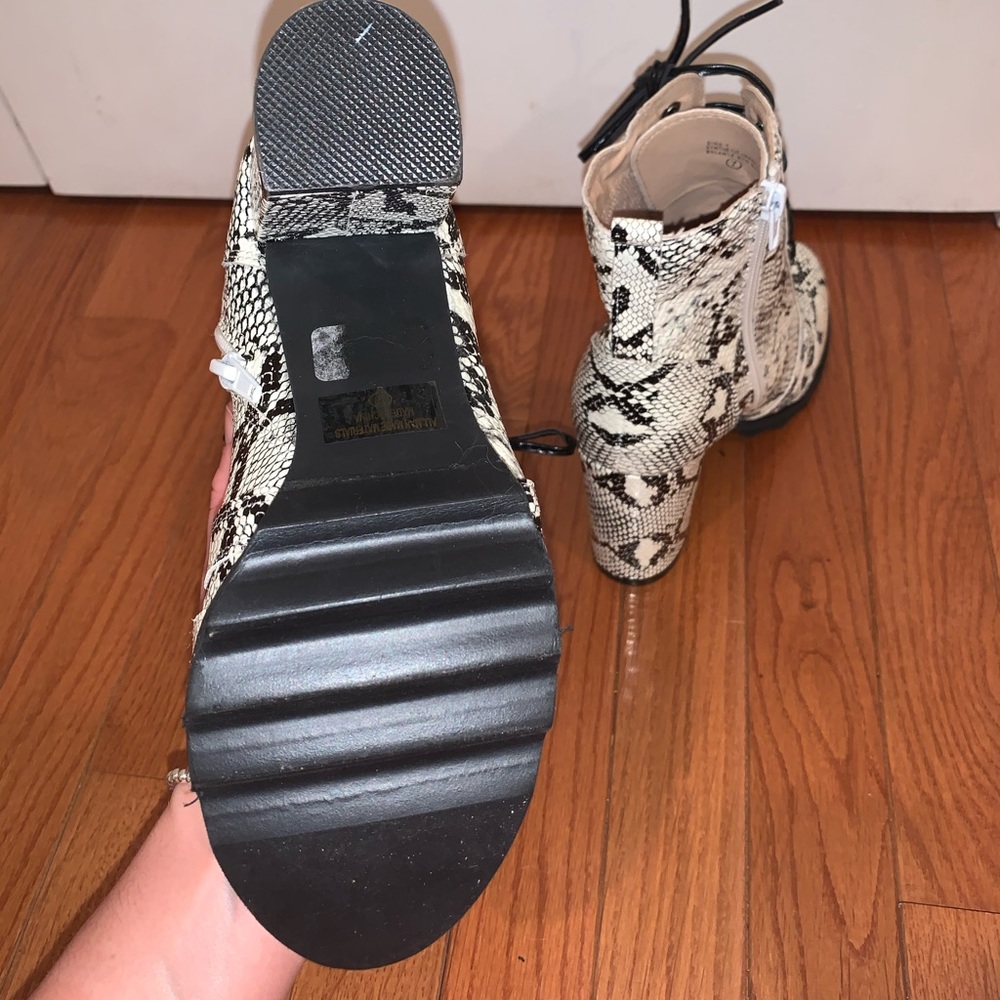 Booties - Picture 5 of 5